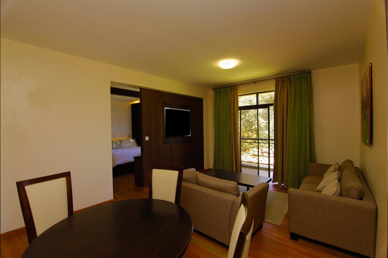 Sigona Golf Suites Kikuyu Exterior foto